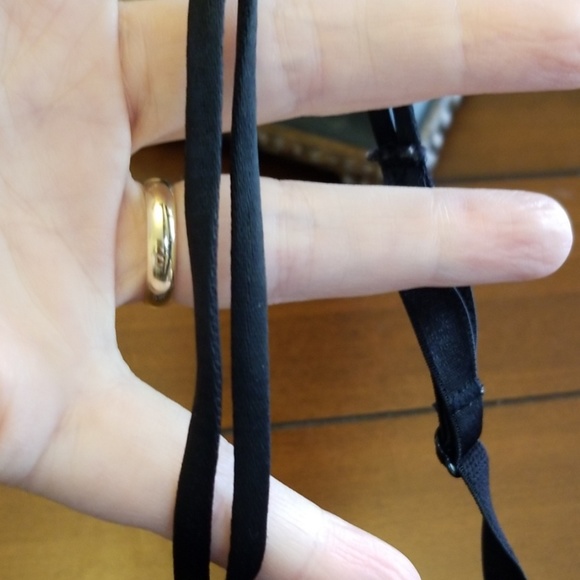 BLACK 🌼 LACE BRA - Picture 4 of 8